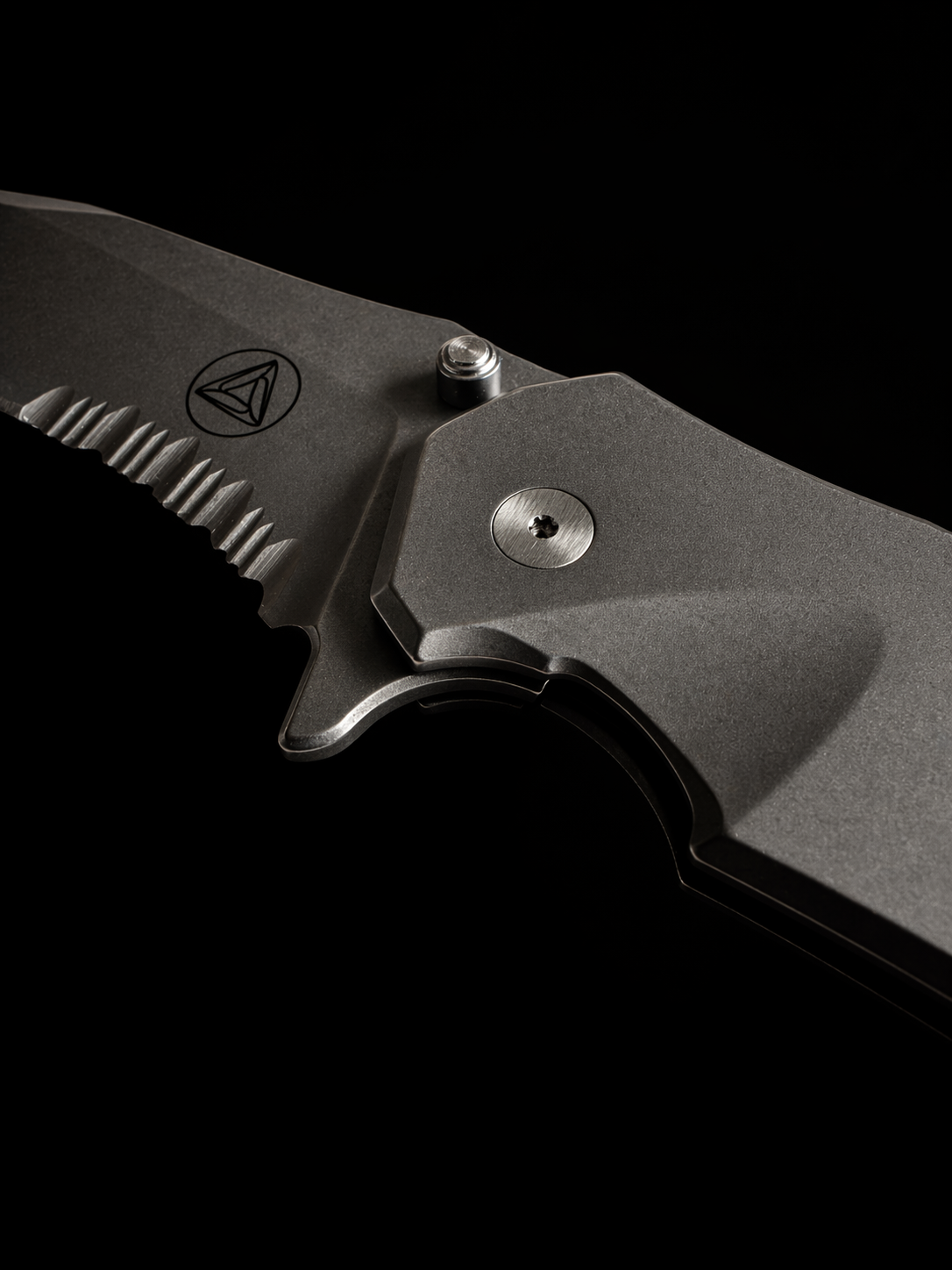 Titanium Framelock Combative Edge